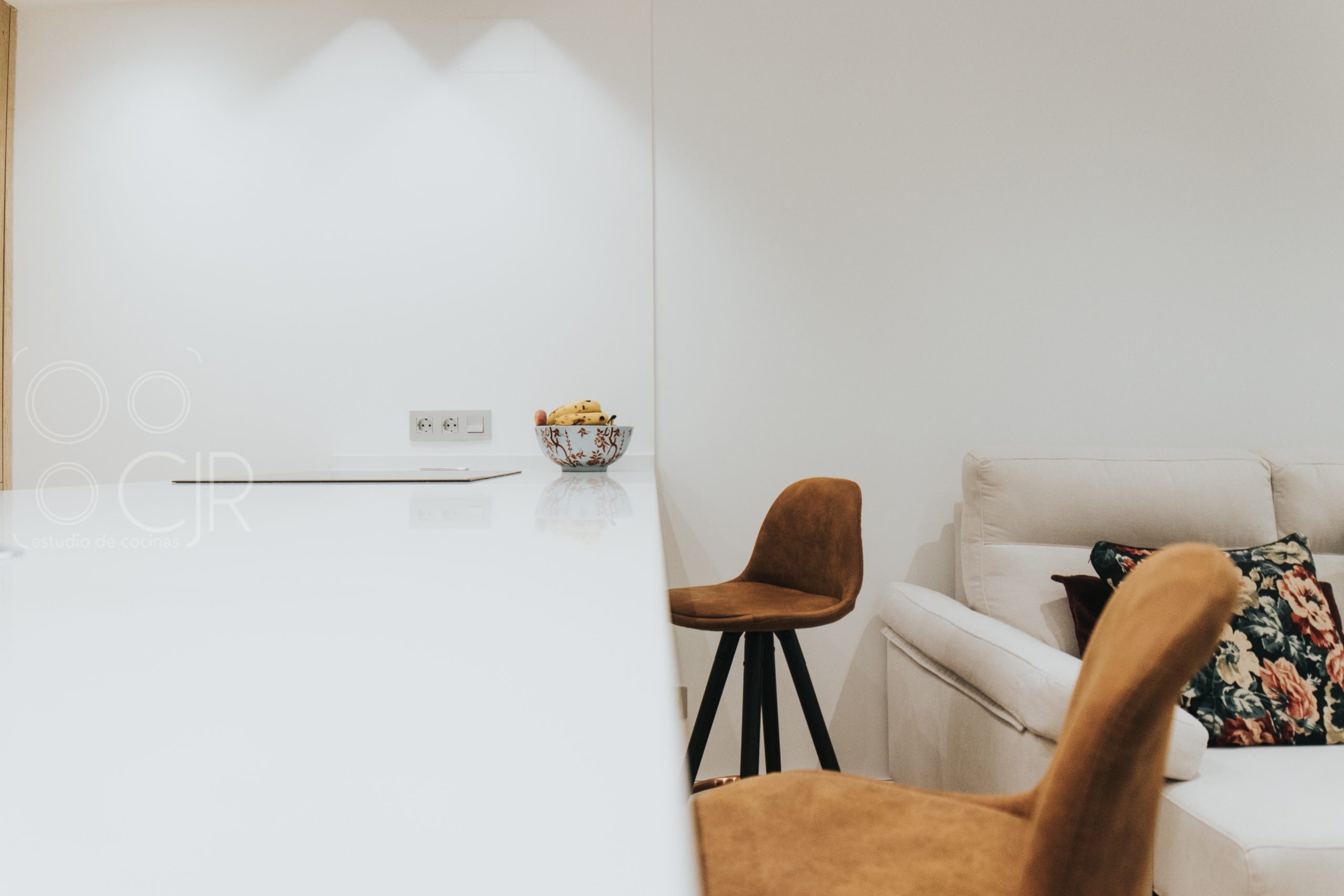 isla peninsula cocina silestone blanco