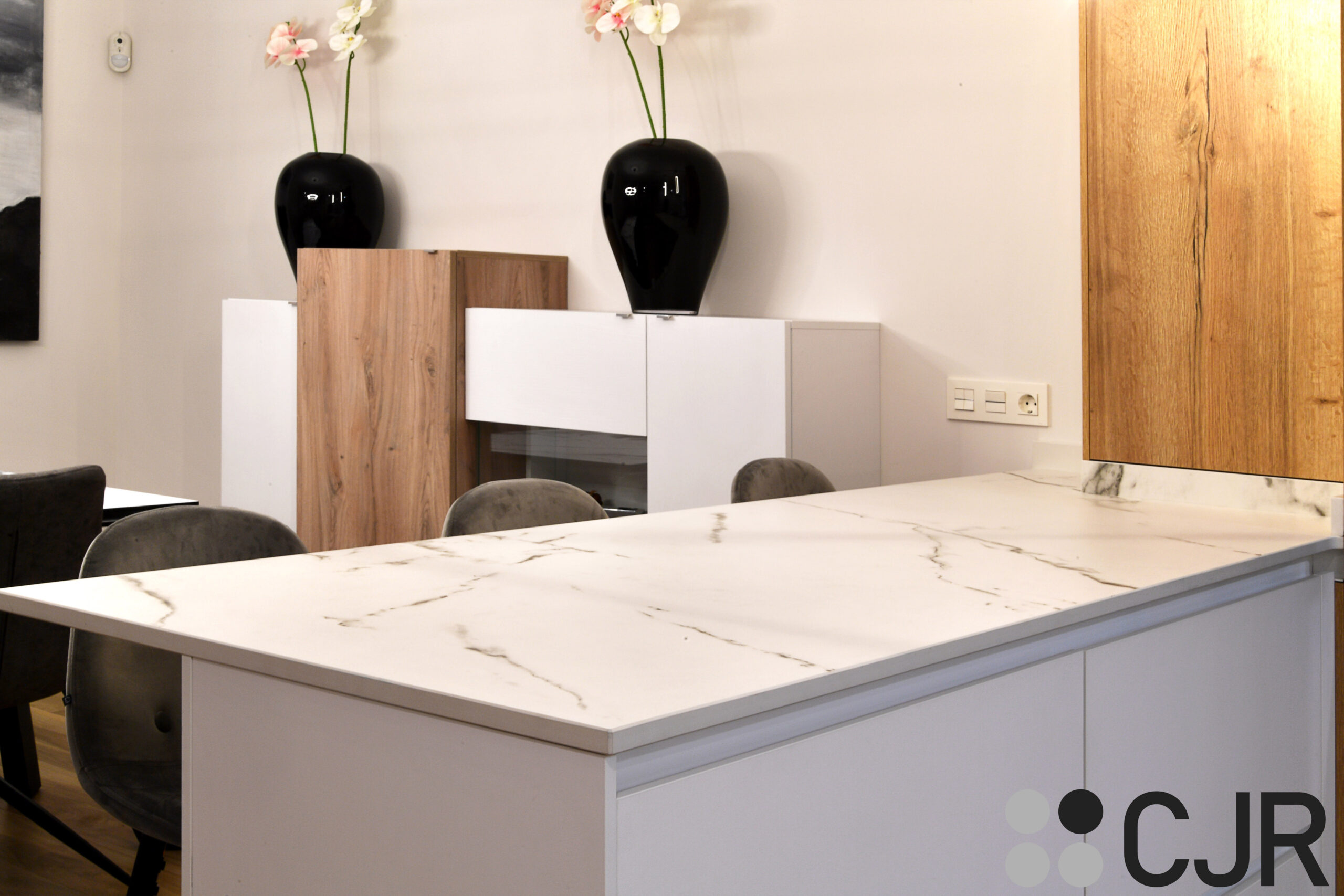 barra de cocina con dekton kairos cjr