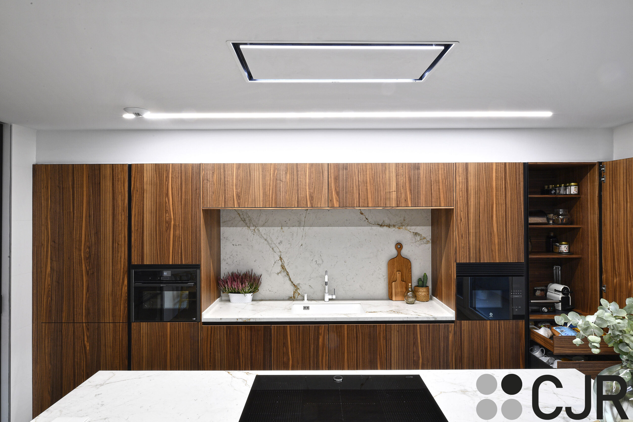 desayunador de cocina con iluminacion interior y puerta escamoteable cjr