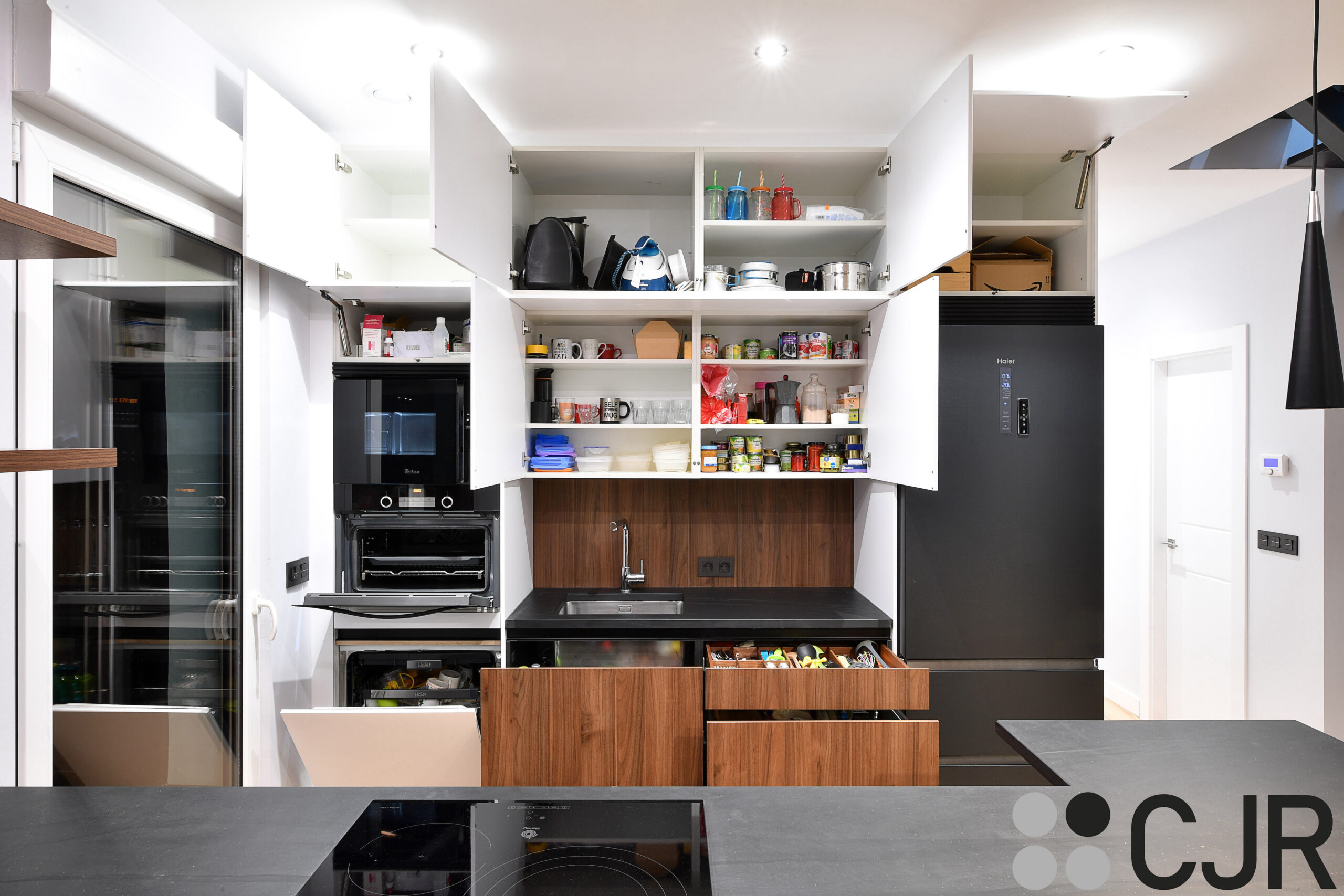 muebles de cocina en madera y blanco cocina abierta al salon cocinas cjr