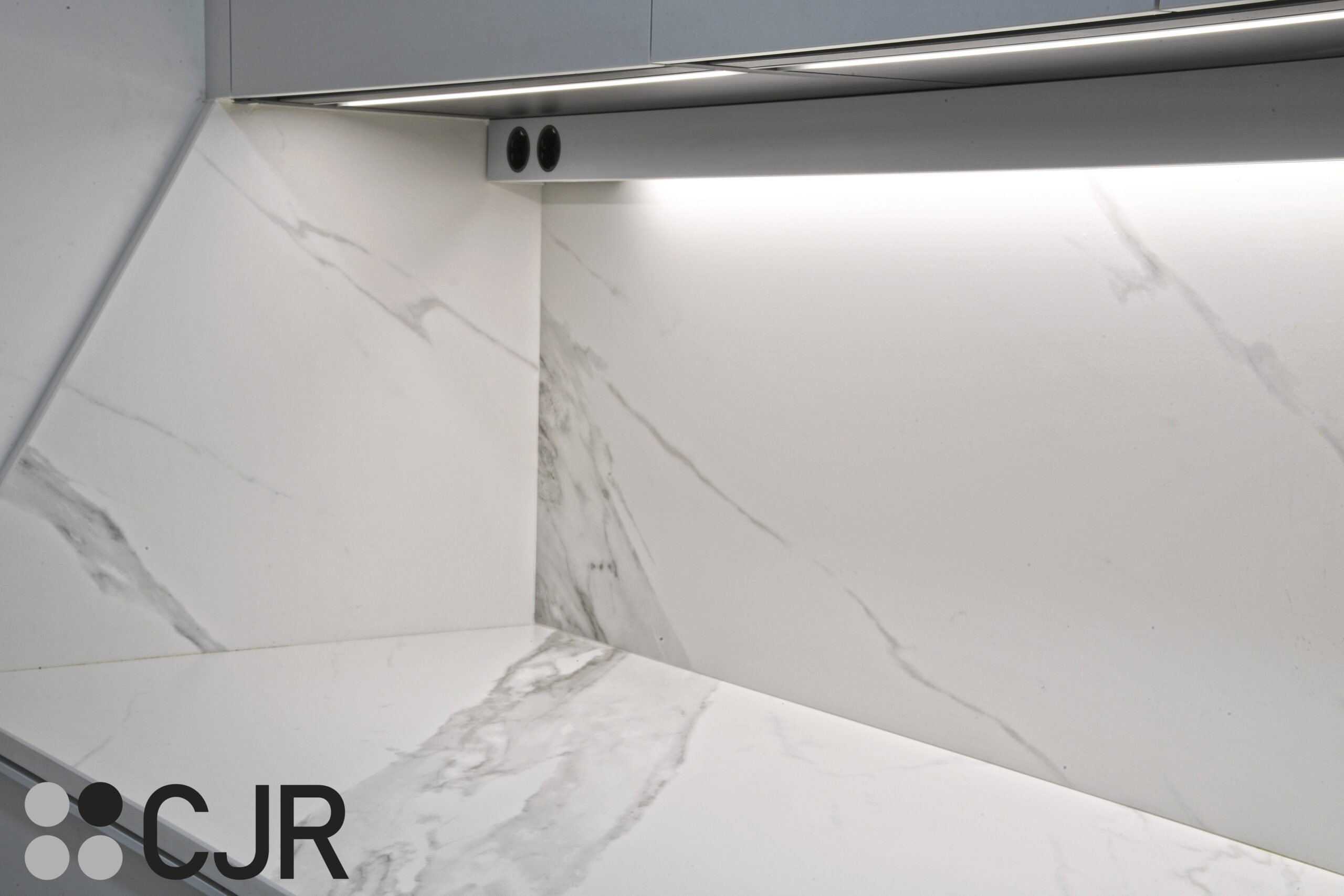 iluminacion de Cocina PEQUEÑA en L Gris Moderna Cocinas CJR