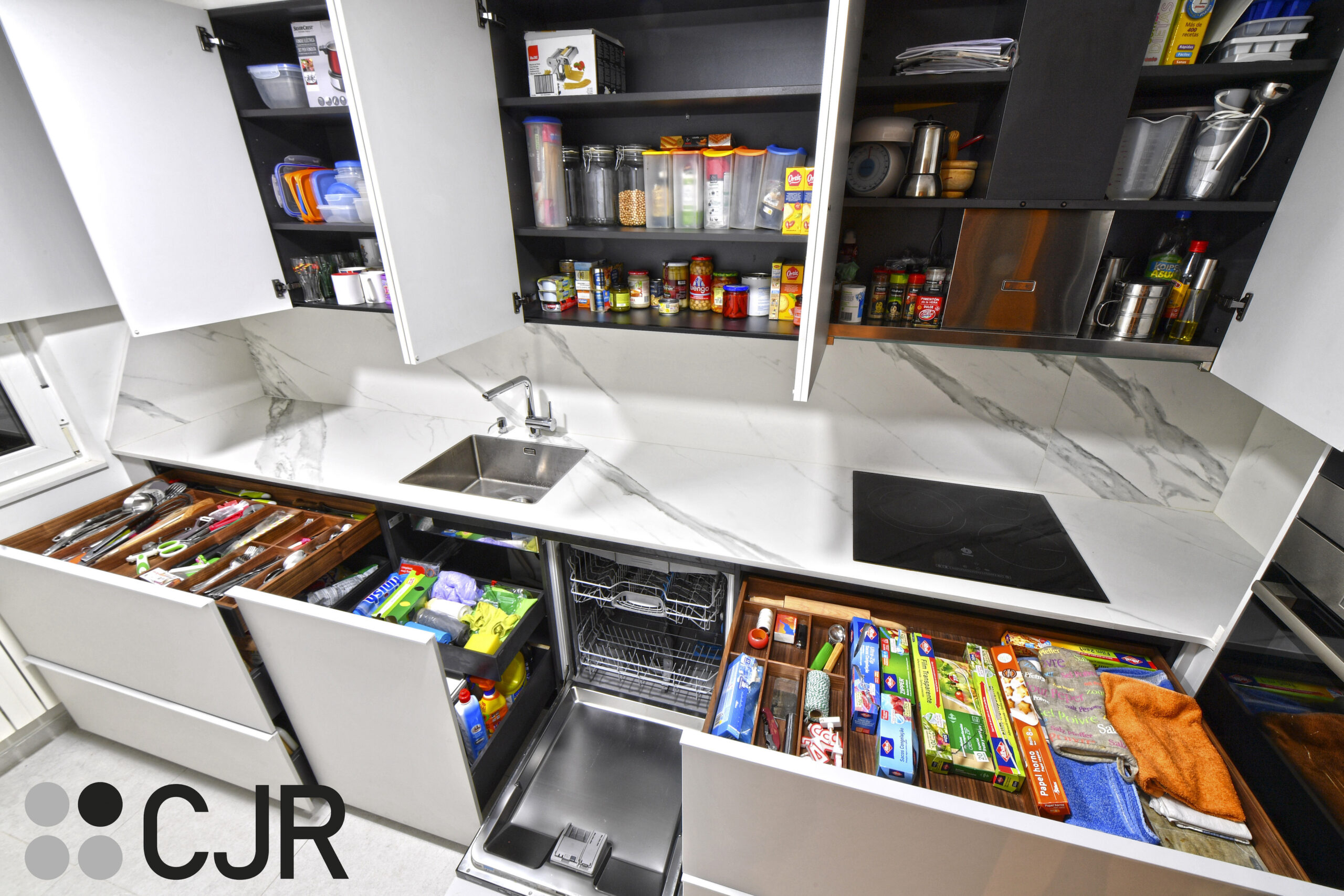 muebles de cocina grandes en Cocina PEQUEÑA en L Gris Moderna Cocinas CJR
