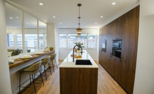 IMPRESIONANTE REFORMA DE PISO y cocina con isla elegante John Te Lo Busca Cocinas CJR