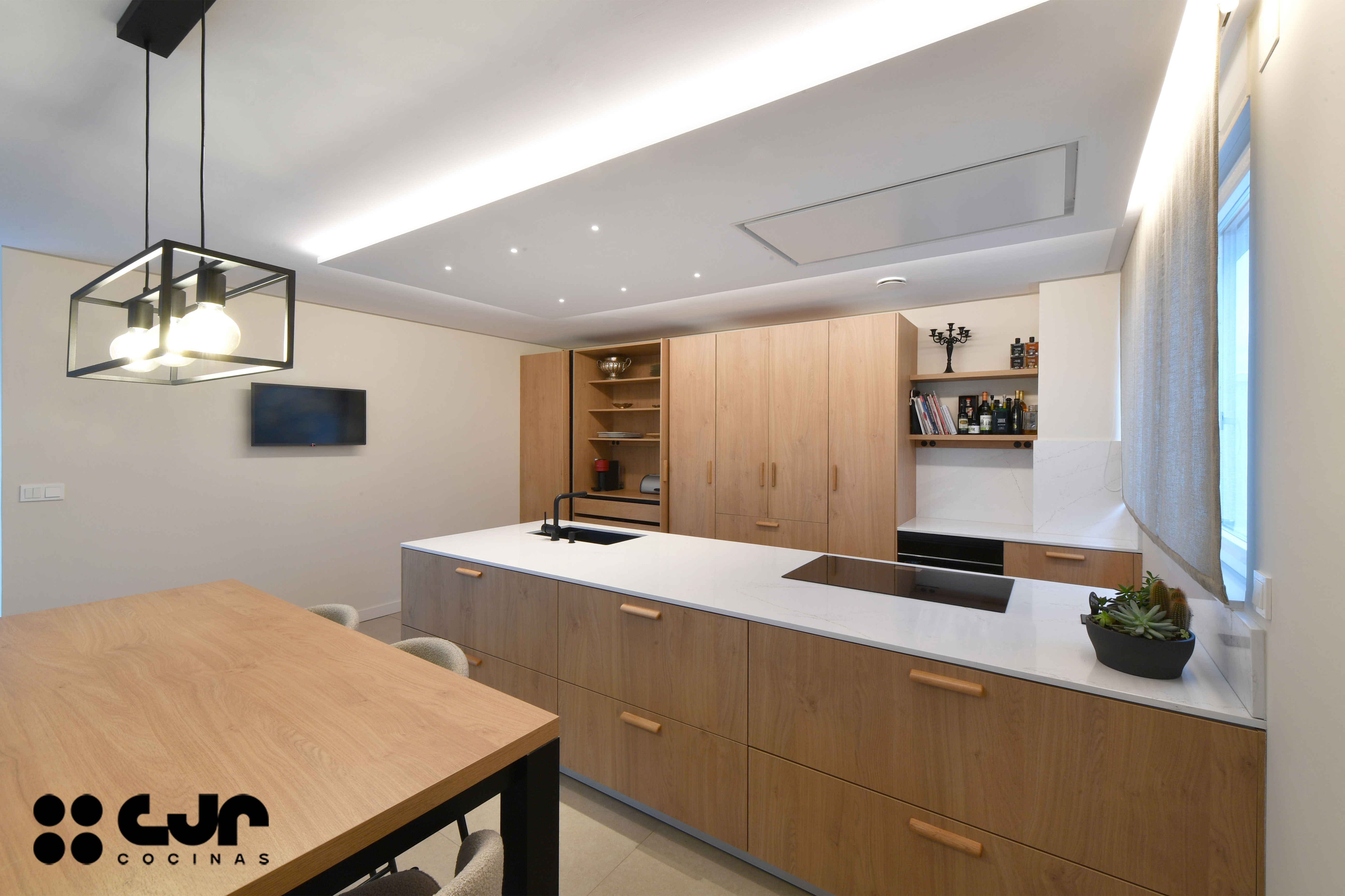 cocina en madera moderna con peninsula y barra cocinas cjr