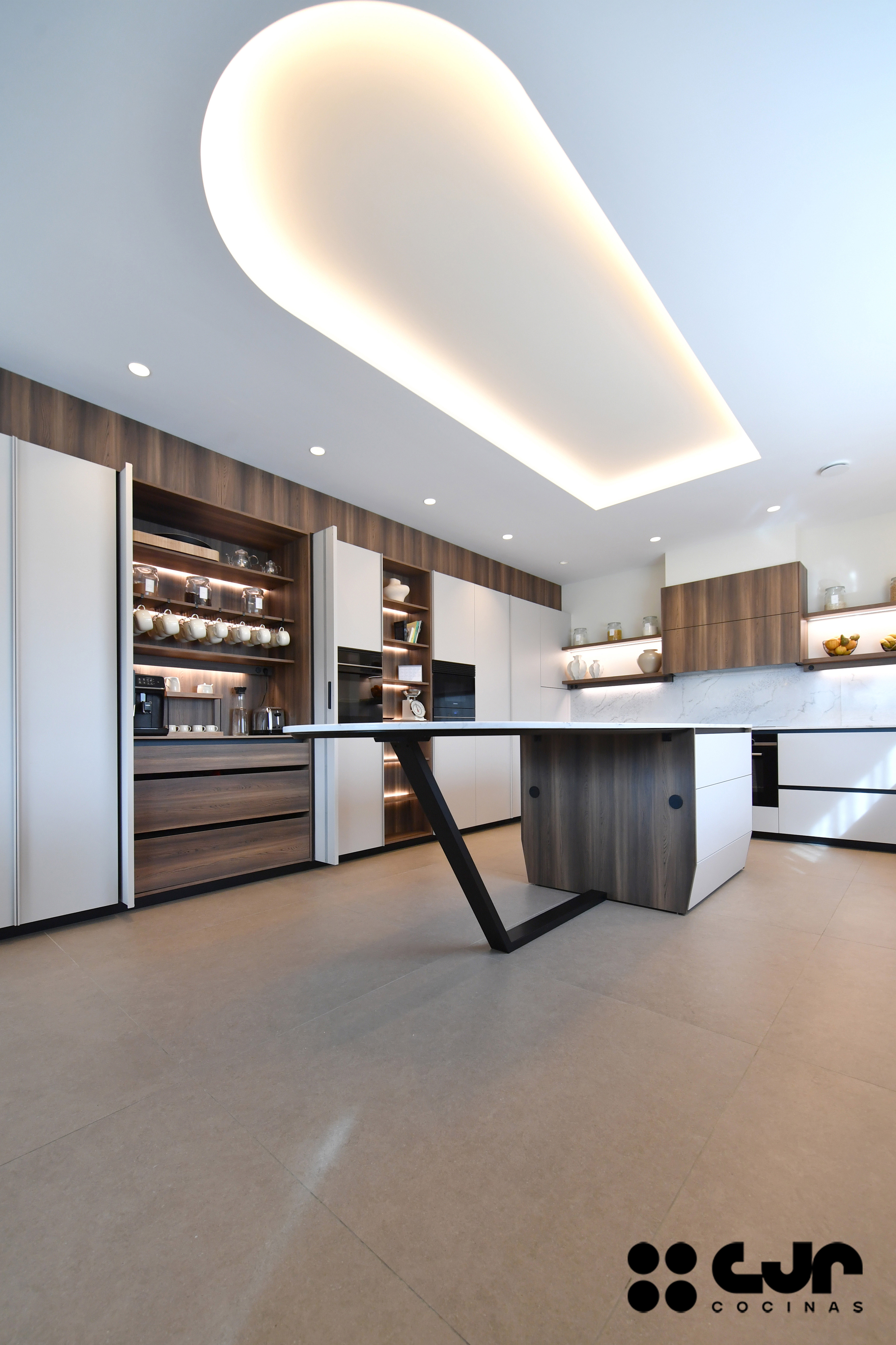 tendencias cocinas 2026 cocina cashmere y madera con isla abierta con isla cocinas cjr