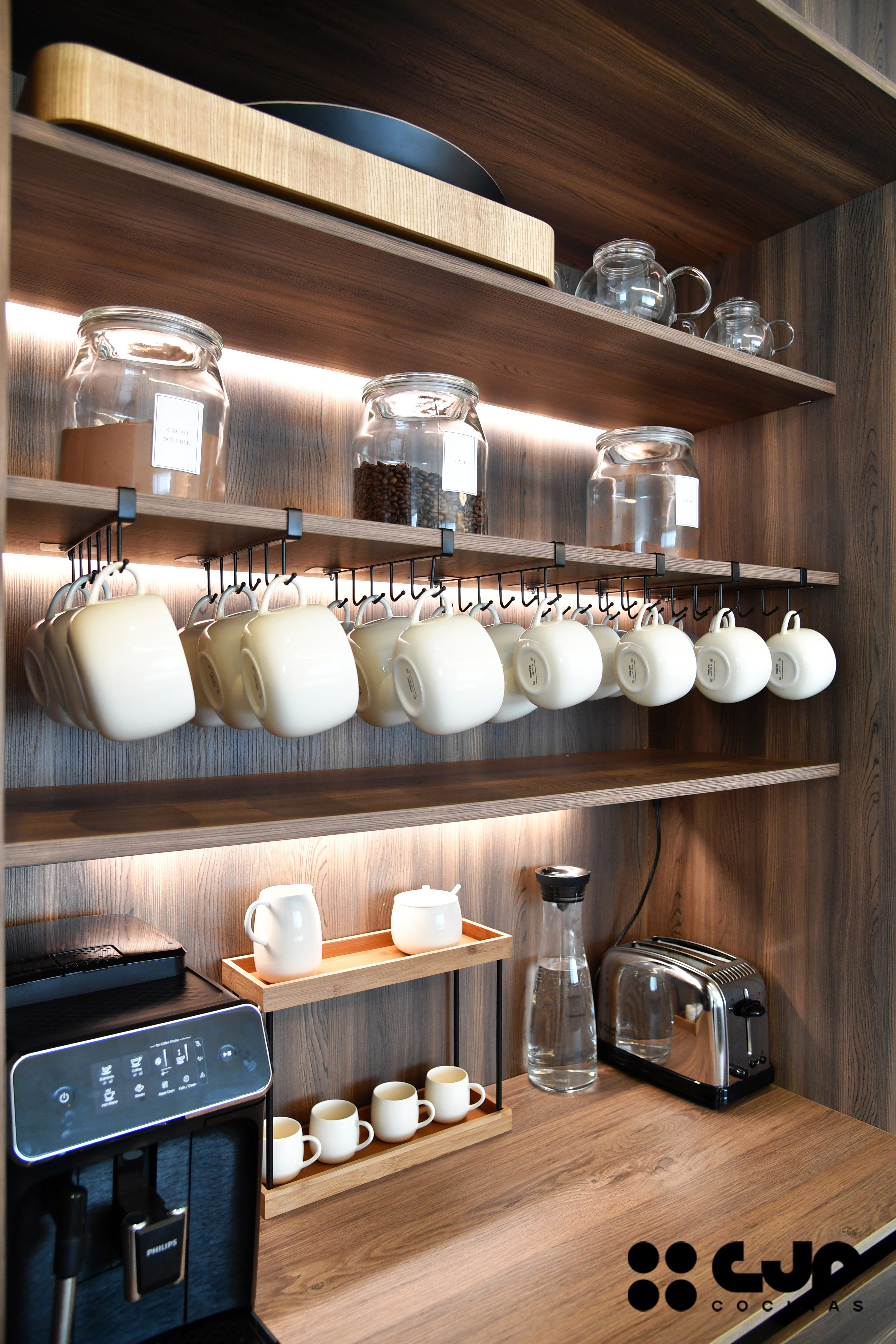 tendencias cocinas 2026 cocina cashmere y madera con isla abierta con isla cocinas cjr