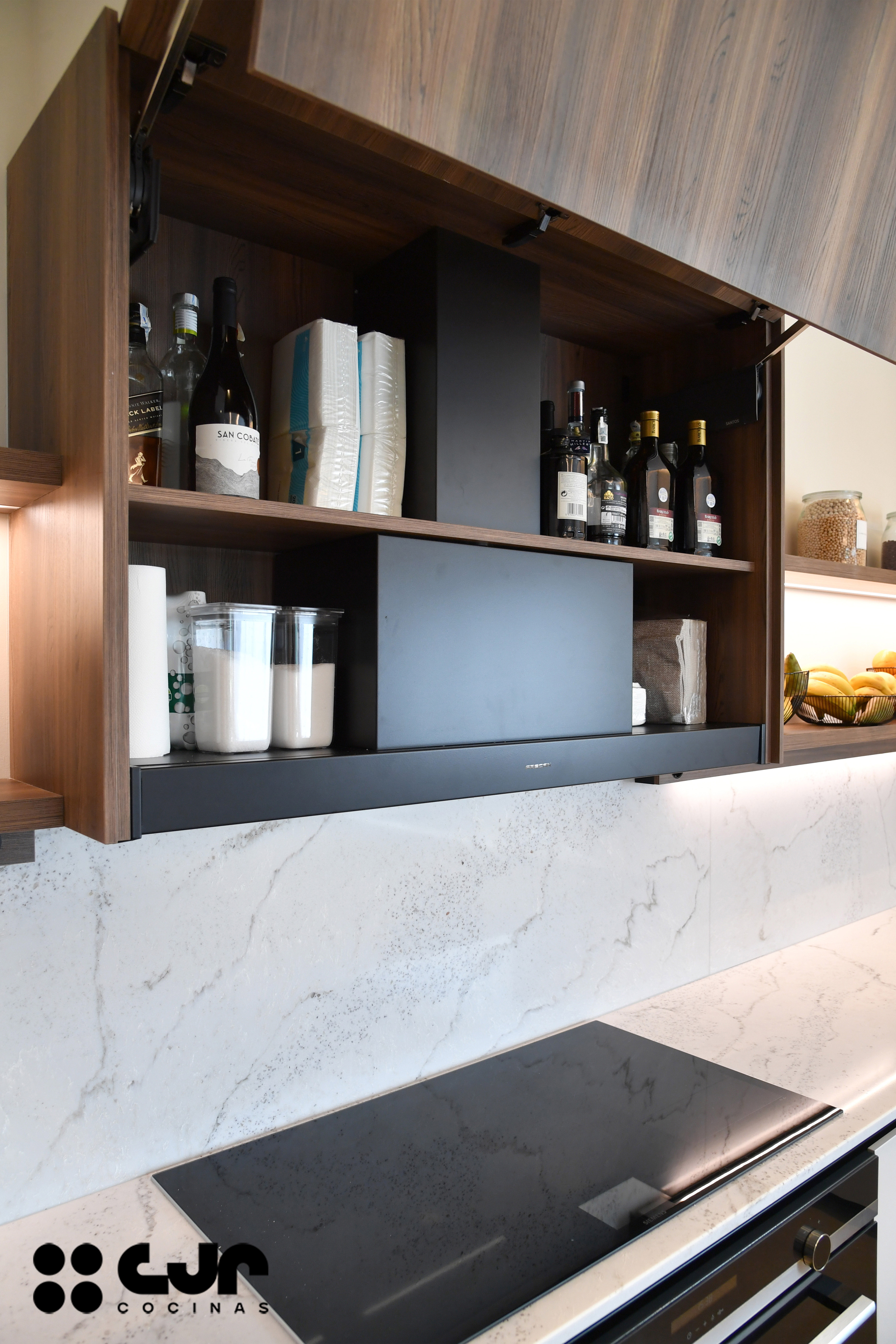 tendencias cocinas 2026 cocina cashmere y madera con isla abierta con isla cocinas cjr