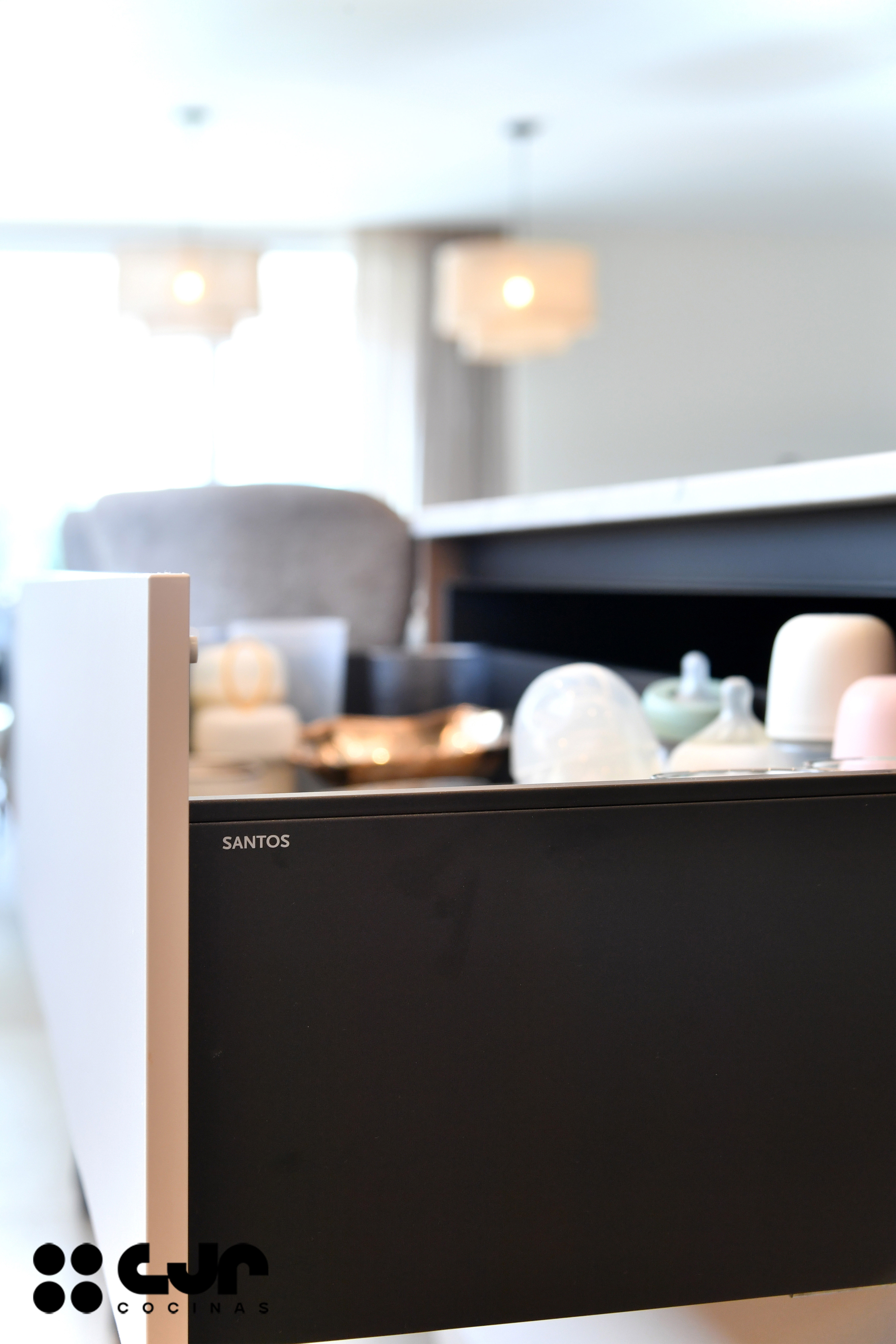 tendencias cocinas 2026 cocina cashmere y madera con isla abierta con isla cocinas cjr