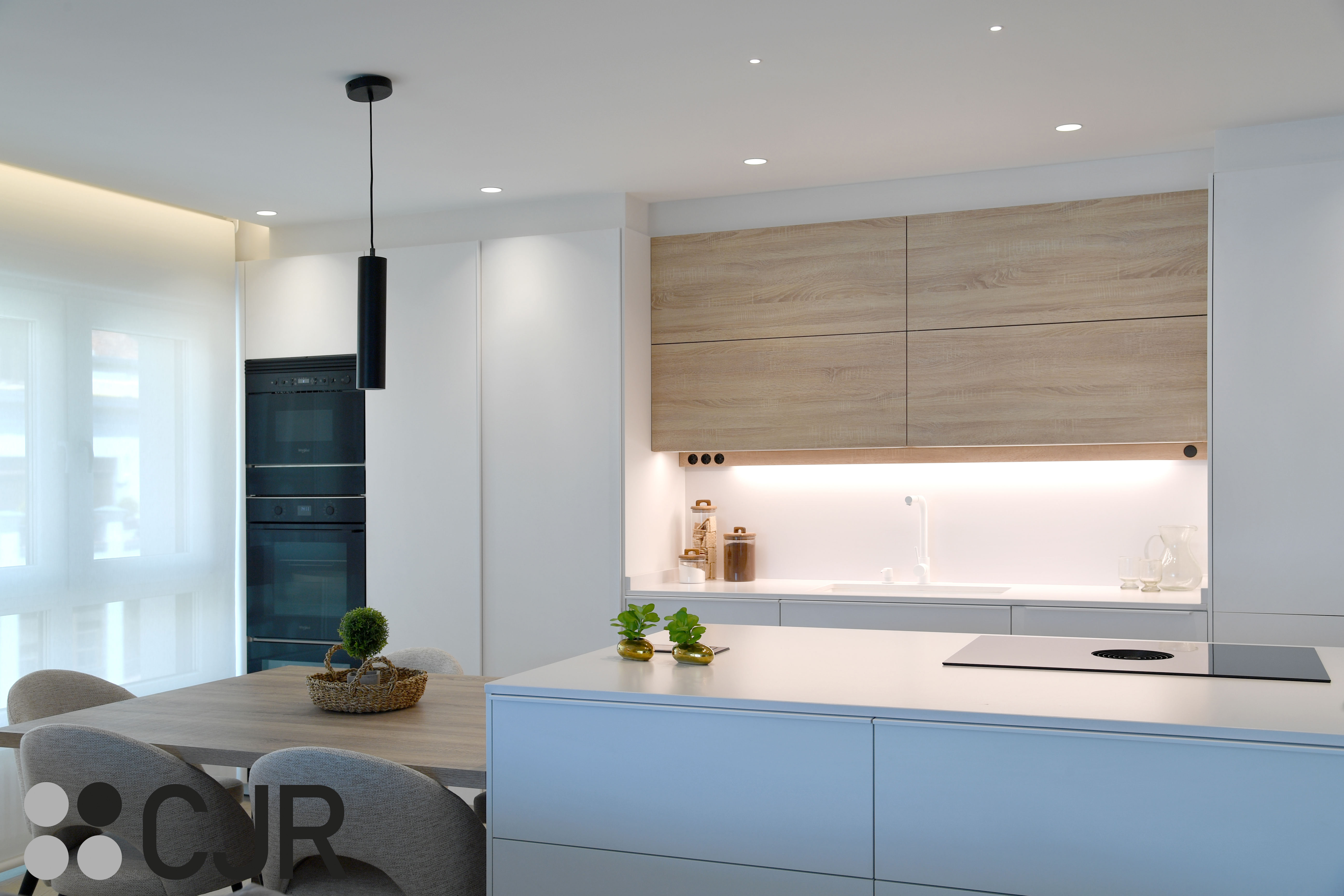 Cocina nórdica blanca y madera abierta con isla Cocinas CJR