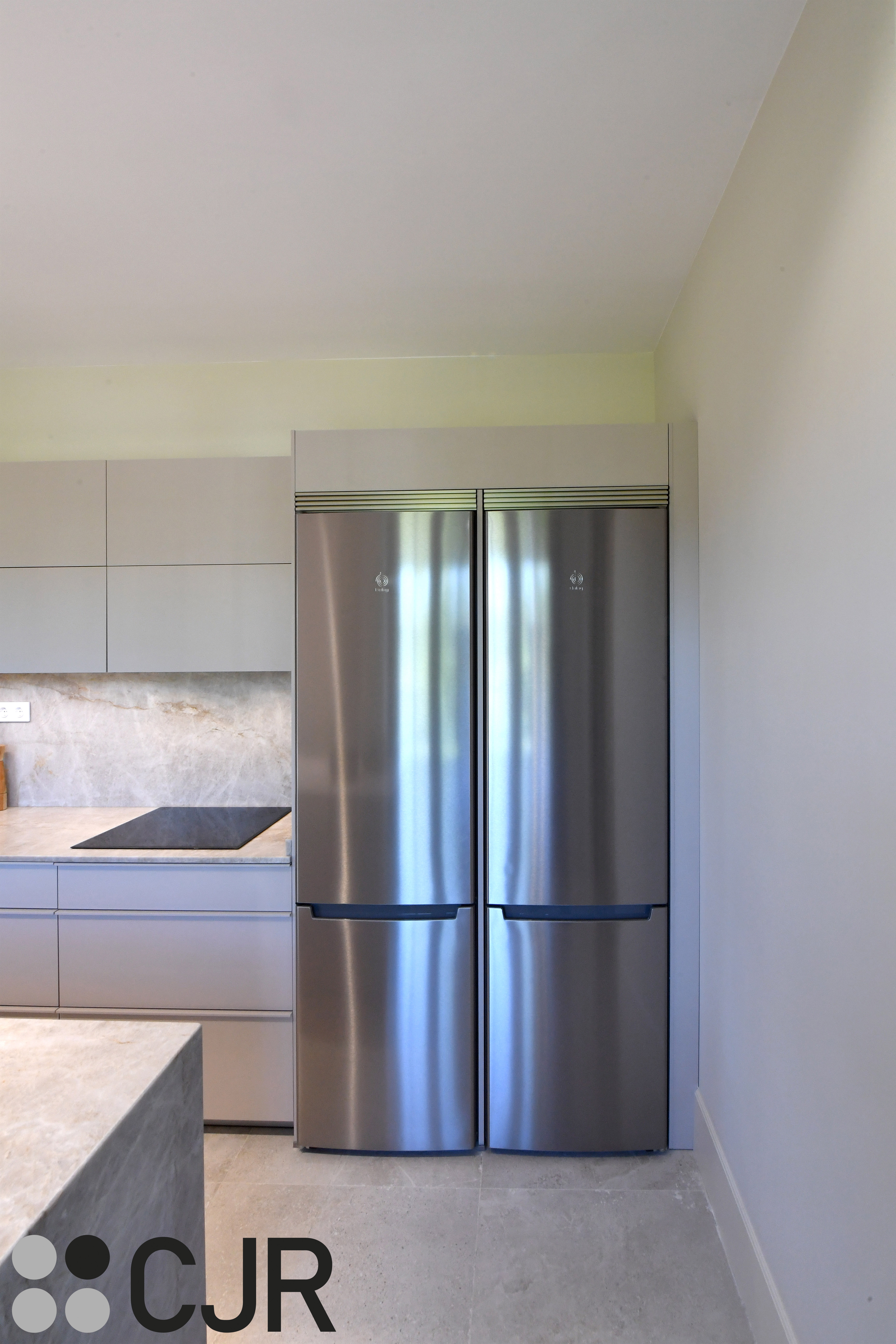 Cocina moderna cashmere con isla y barra Cocinas CJR