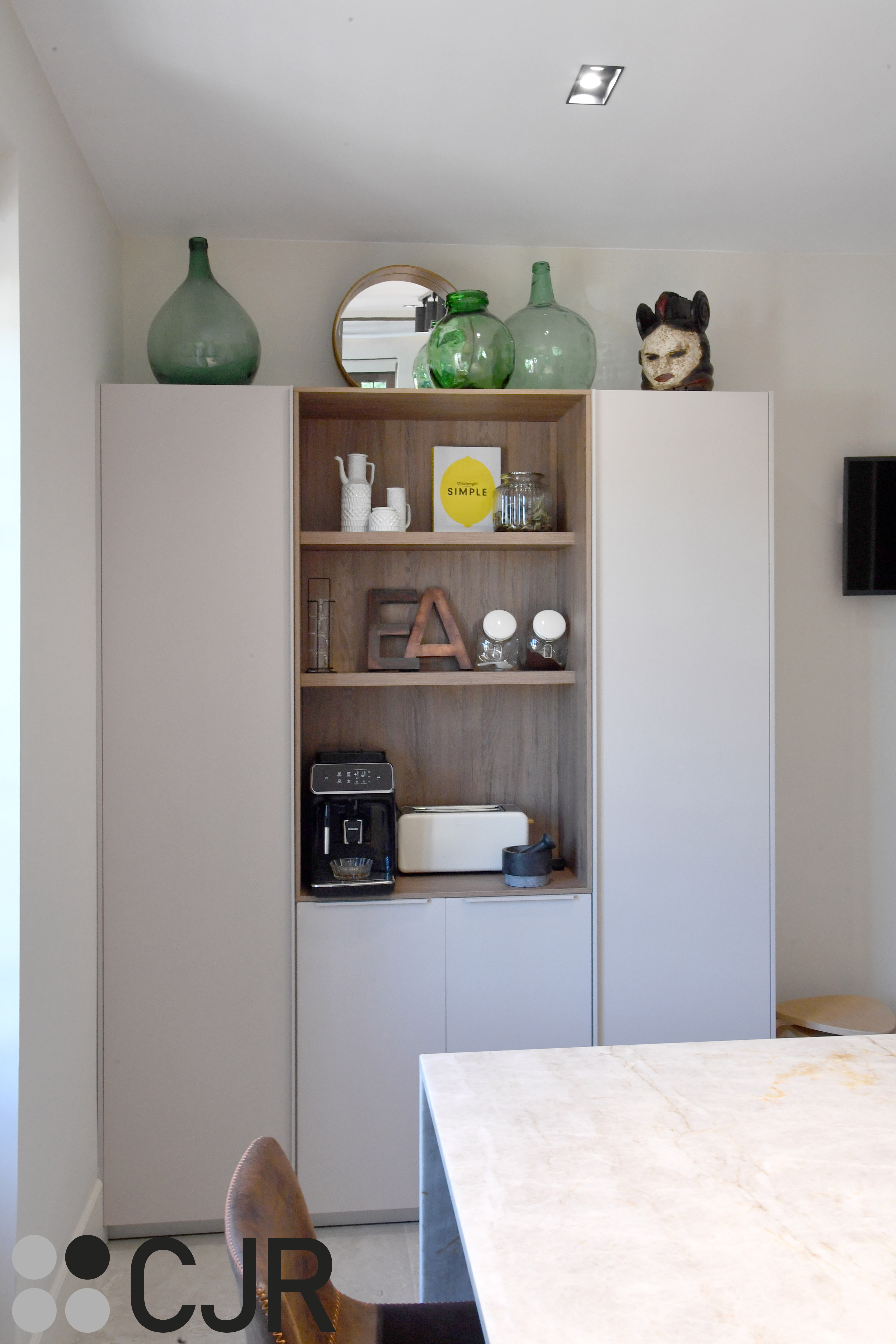 Cocina moderna cashmere con isla y barra Cocinas CJR