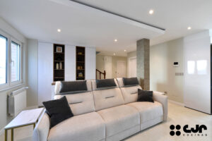 Proyectos en Blanco Ártico Brillo de Santos Cocinas CJR