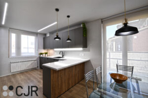 Proyectos en Gris Visón Seda de Santos Cocinas CJR