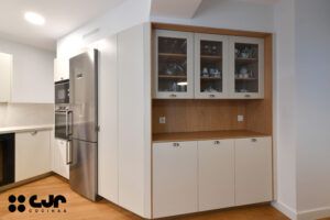 Proyectos en Blanco Perla de Santos Cocinas CJR