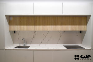 Proyectos en Blanco Perla de Santos Cocinas CJR