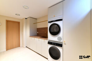Proyectos en Blanco Perla de Santos Cocinas CJR